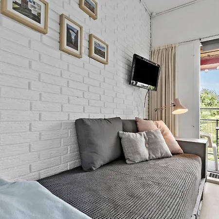 Amazing Apartment In Allinge